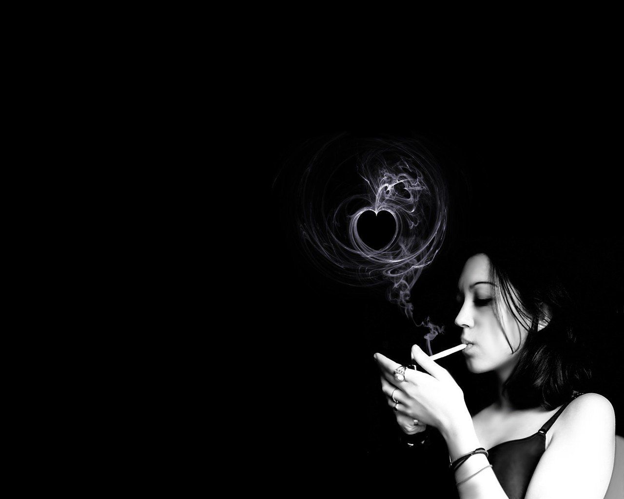 Hot Girls Black And White Hd Wallpaper Of Black And - Smoking Girl Hd , HD Wallpaper & Backgrounds