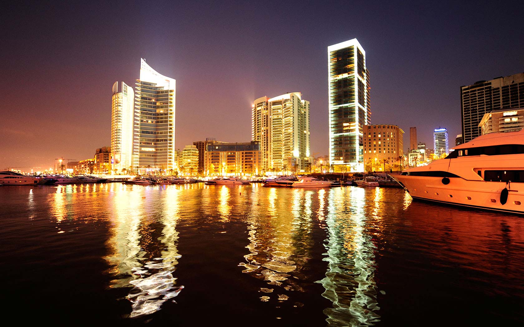 Has Been Accent Lit To Make This Landmark Development - Beirut Waterfront , HD Wallpaper & Backgrounds