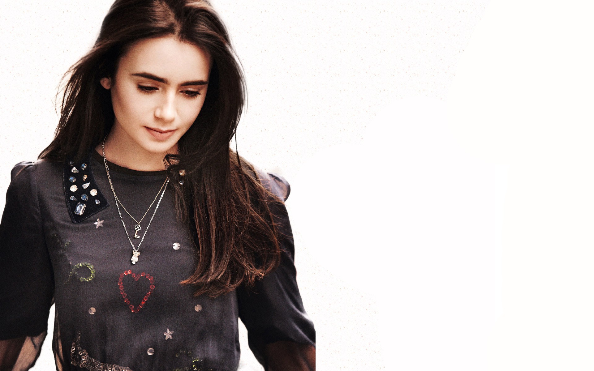 Download - Lily Collins Wallpaper Hd Download , HD Wallpaper & Backgrounds
