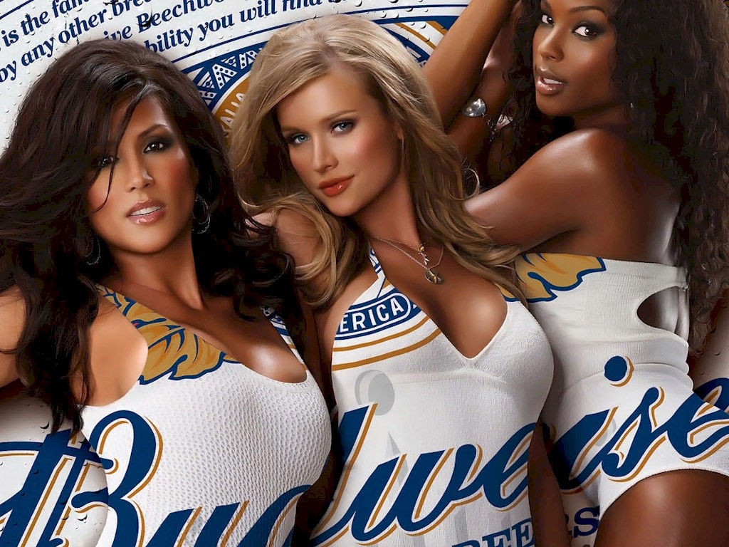 Budweiser Girls Ipad Wallpaper - Peta Sexual Advertisement , HD Wallpaper & Backgrounds