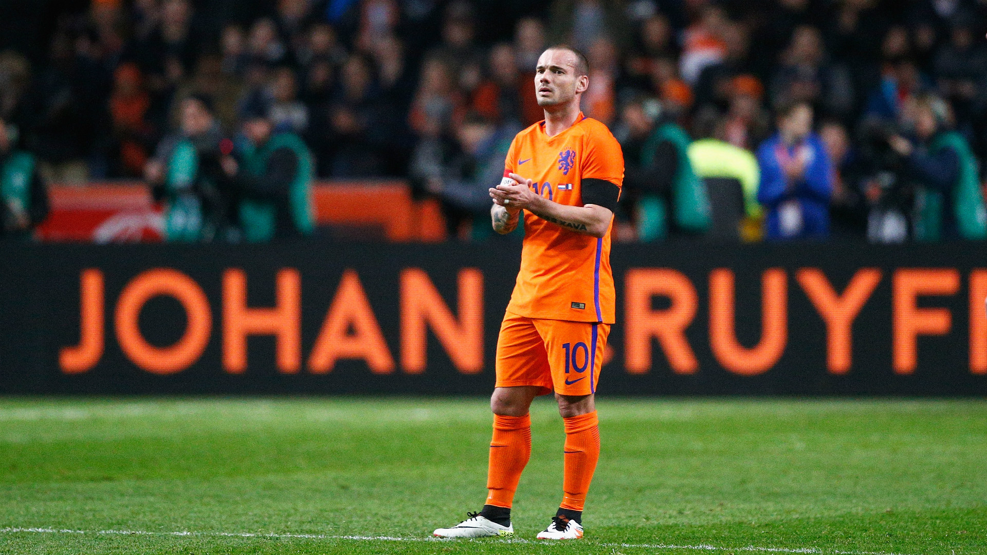 Advocaat To Reinstate Sneijder For Netherlands - Wesley Sneijder Holland 2017 , HD Wallpaper & Backgrounds