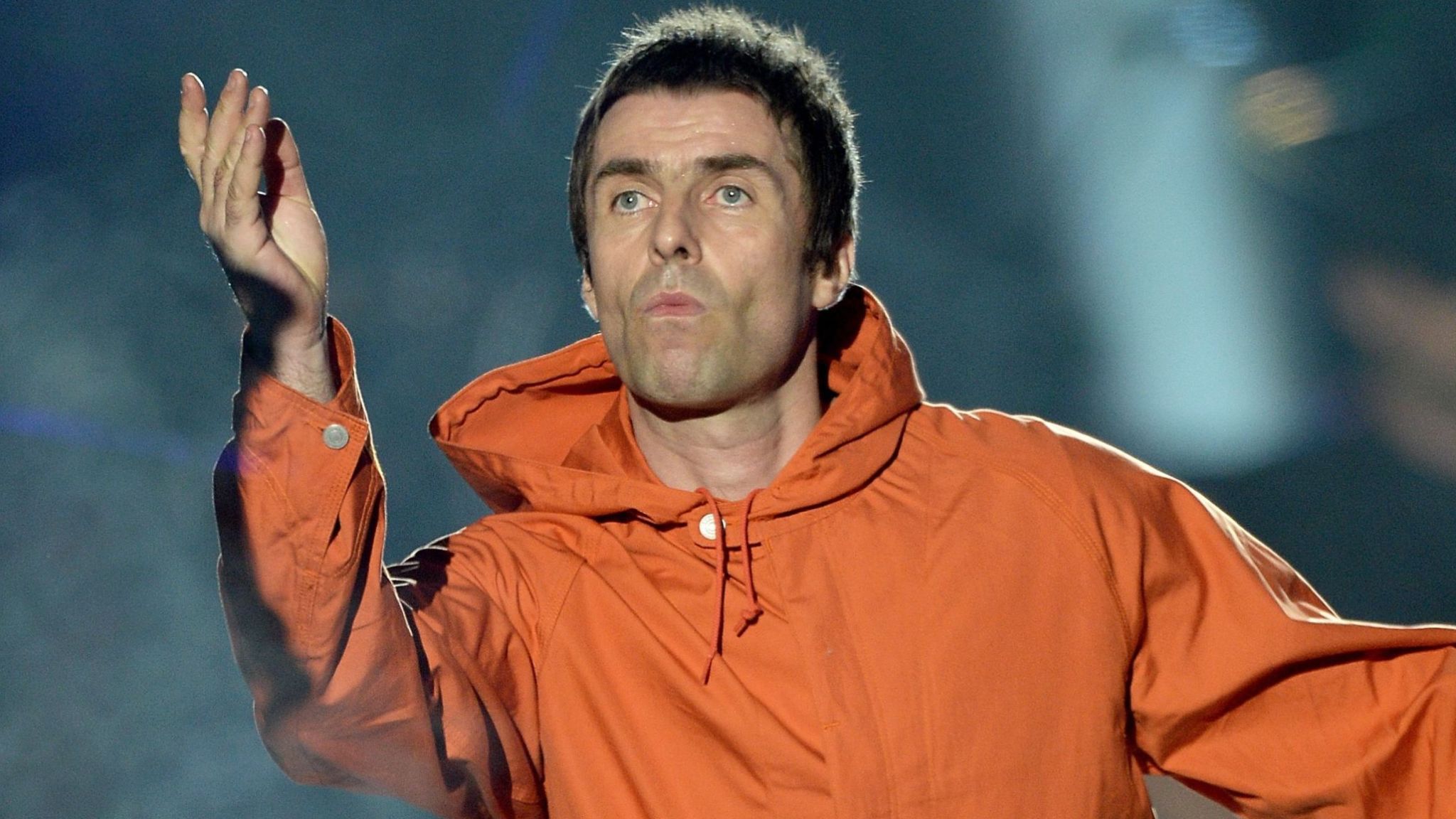 Liam Gallagher Slams Brother Noel For Manchester Gig - Liam Gallagher Manchester Concert , HD Wallpaper & Backgrounds