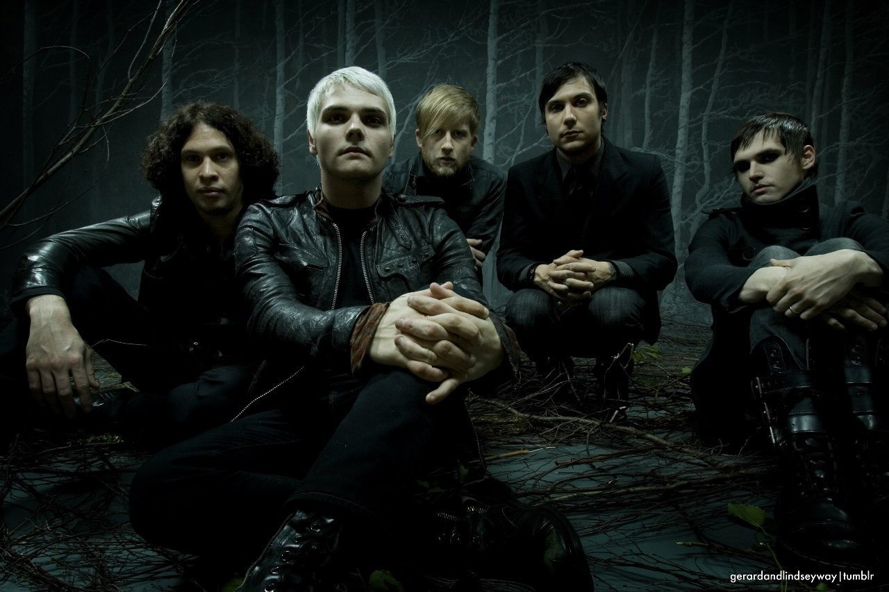 Black Parade Wallpaper Wpt8201573 - My Chemical Romance The Black Parade Era , HD Wallpaper & Backgrounds