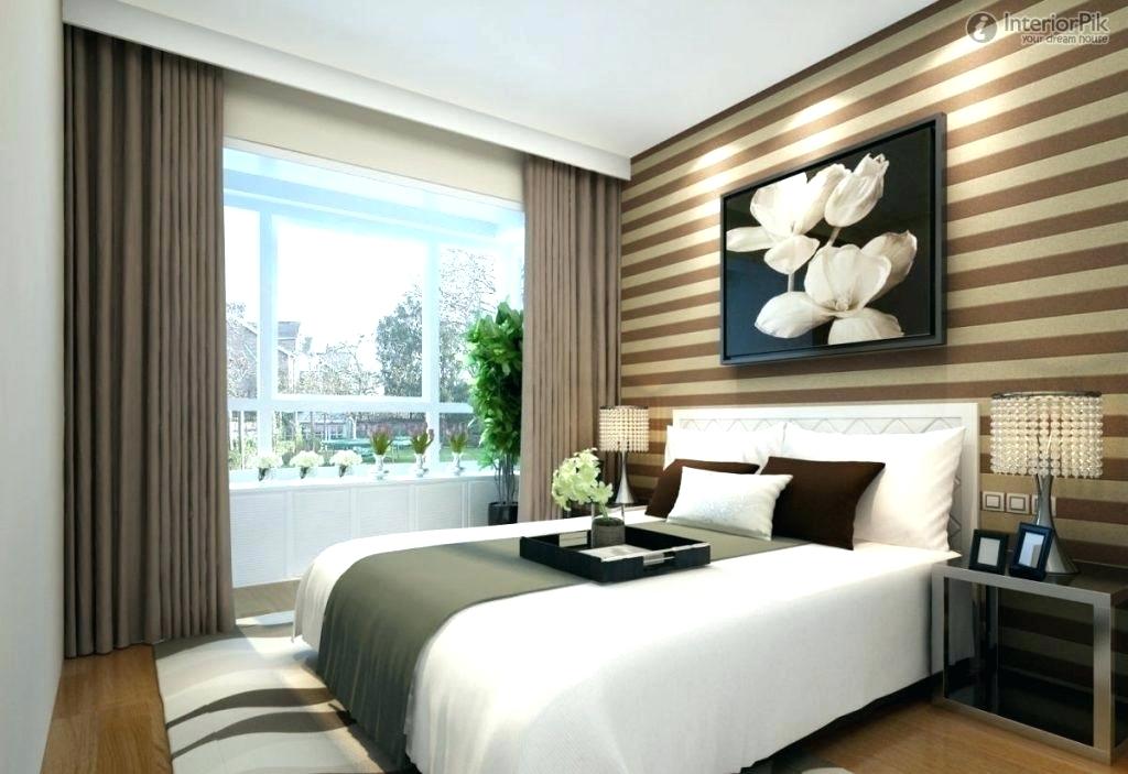 View In Gallery Metallic Wallpaper For A Bedroom With - Bedroom Modern Wallpaper Design , HD Wallpaper & Backgrounds