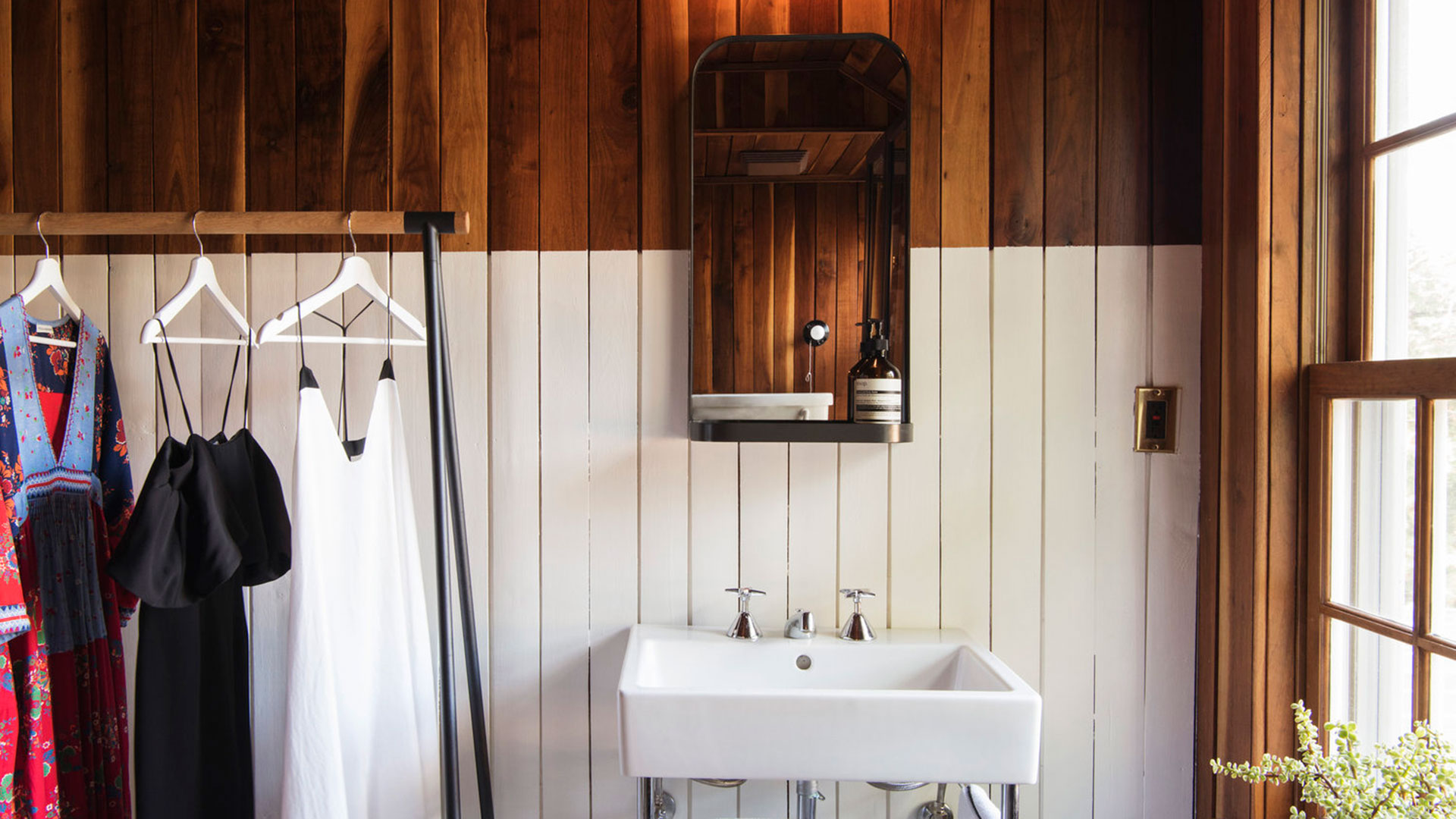 The Millennial Decor Trends Taking Over Pinterest Right Bathroom
