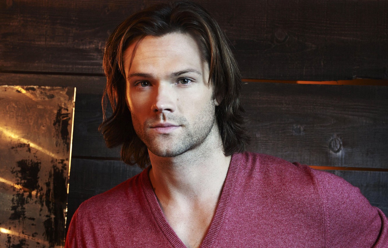 Photo Wallpaper Face, Portrait, Actor, Male, Supernatural, - Jared Padalecki In Red , HD Wallpaper & Backgrounds