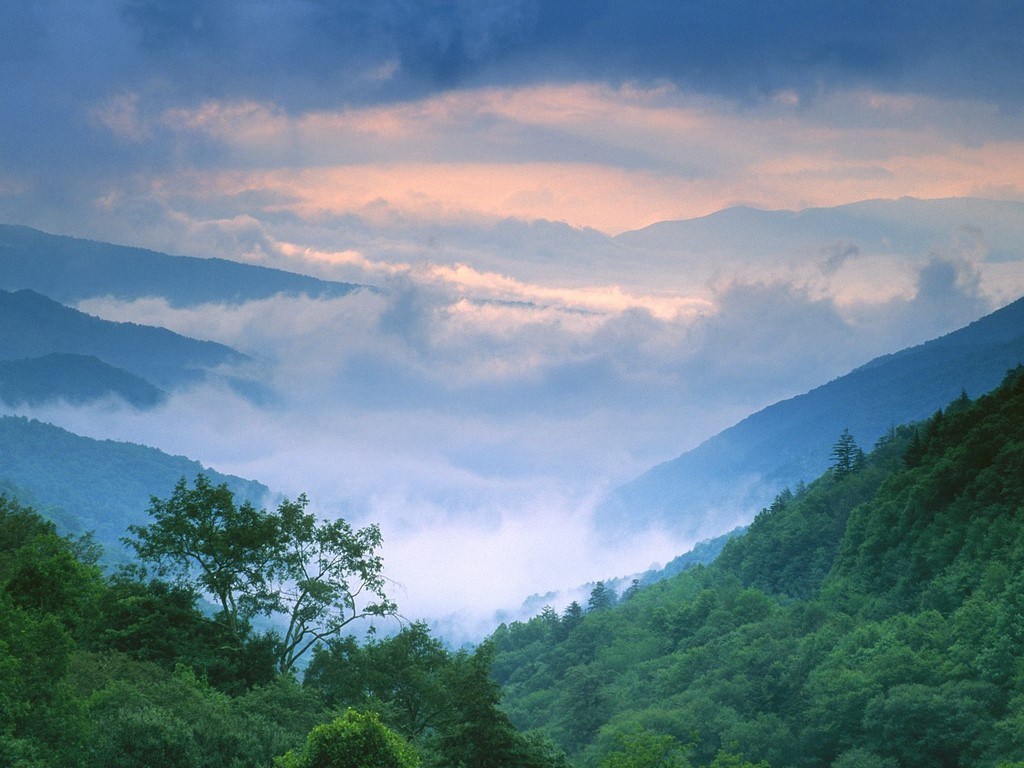 Right Click On This Wallpapers - Smoky Mountains Wallpaper Hd , HD Wallpaper & Backgrounds