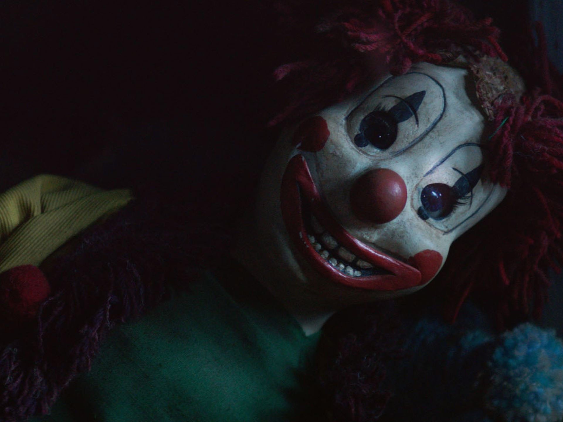 Clowns In The Dark , HD Wallpaper & Backgrounds