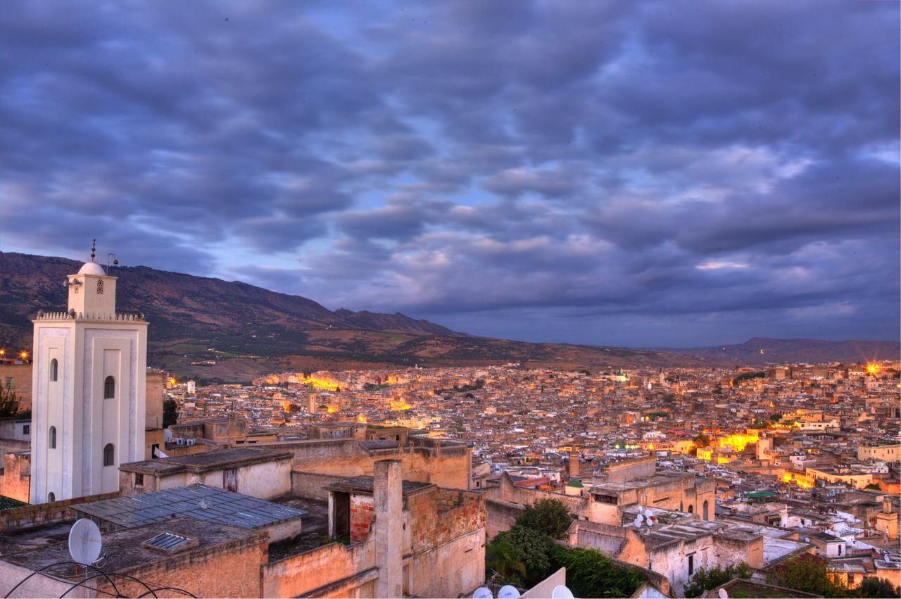City Lights In The Evening, Morocco - Fez Morocco , HD Wallpaper & Backgrounds