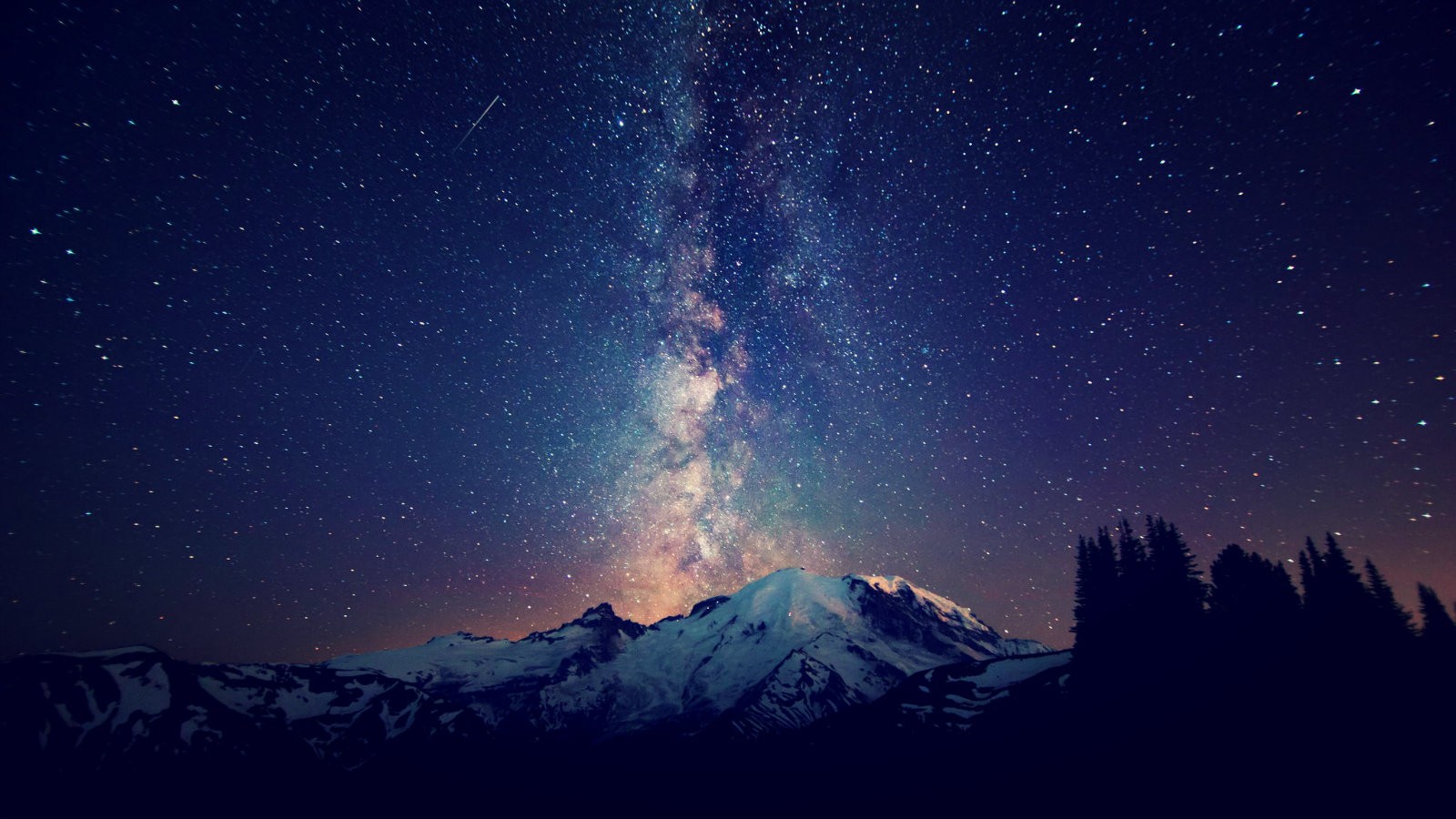 Milky Way Over Mount Rainier - High Resolution Mountain Night Sky , HD Wallpaper & Backgrounds