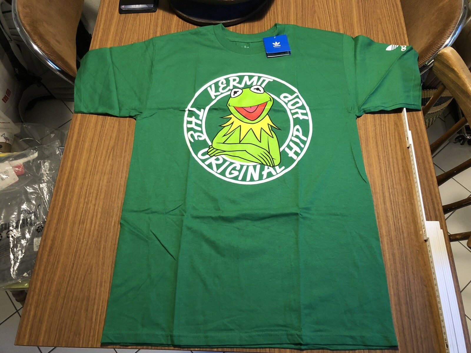 Adidas Originals Kermit Frog Hip Hop T Shirt Green - Active Shirt , HD Wallpaper & Backgrounds