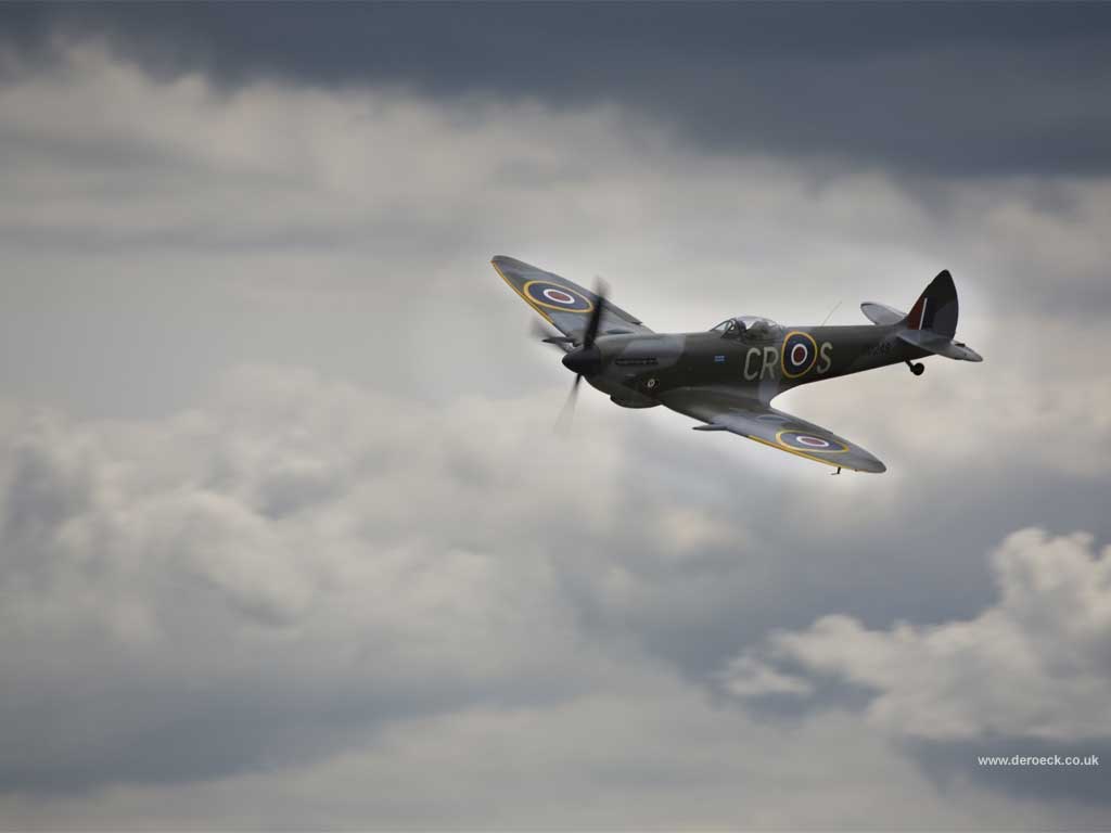 18 Supermarine Spitfire Hd Wallpapers Backgrounds Wallpaper - Ww2 Spitfire , HD Wallpaper & Backgrounds