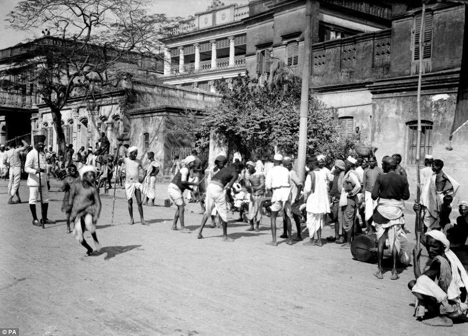100 Years Old Kolkatta Rare Photos Wallpapers Images - 100 Year Old India , HD Wallpaper & Backgrounds