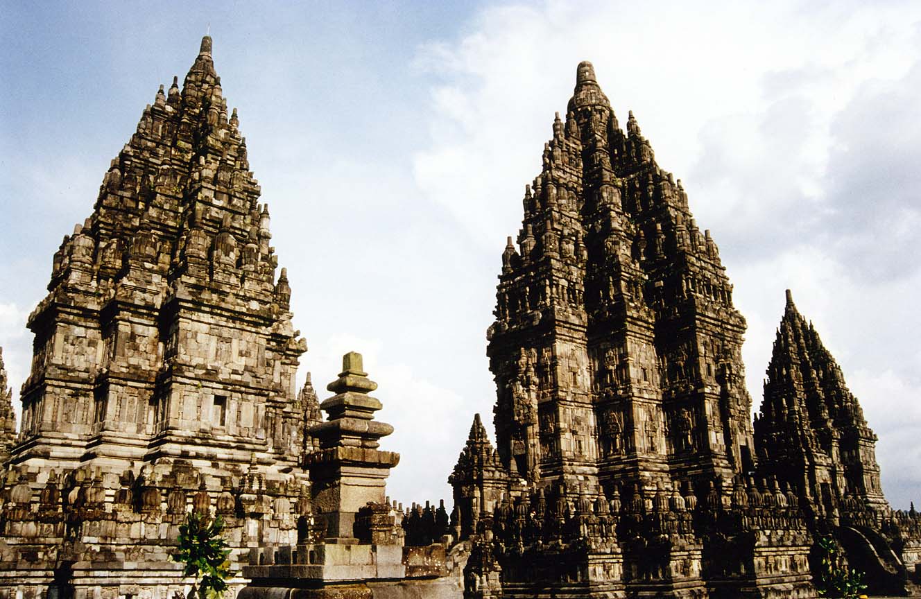 Prambanan Temple Wallpapers For Android For Free Wallpaper - Prambanan , HD Wallpaper & Backgrounds
