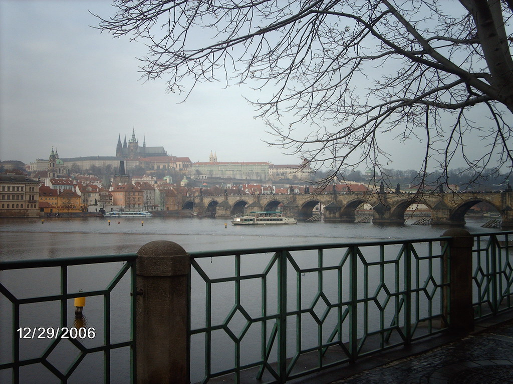 Prag (djokopras) Tags - Praga , HD Wallpaper & Backgrounds