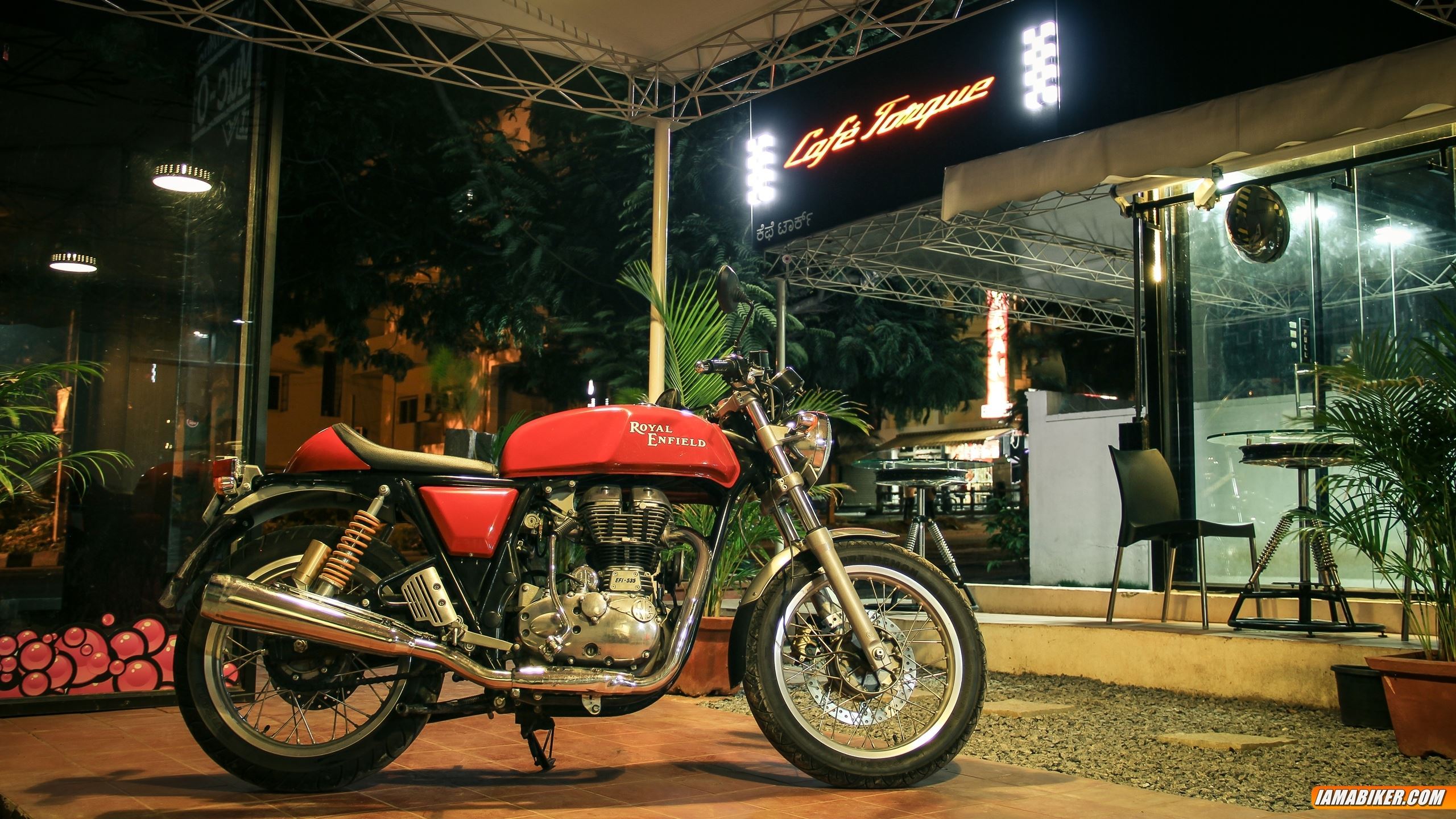 Click Here To Download Our App For All The Action Right - Enfield Continental Gt Hd , HD Wallpaper & Backgrounds