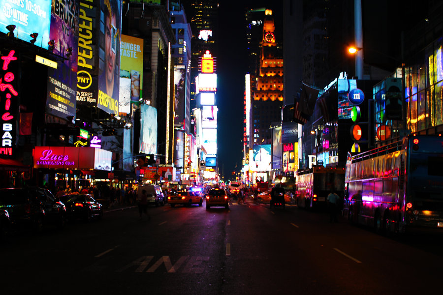 Times Square At Night Tumblr - Street Light , HD Wallpaper & Backgrounds