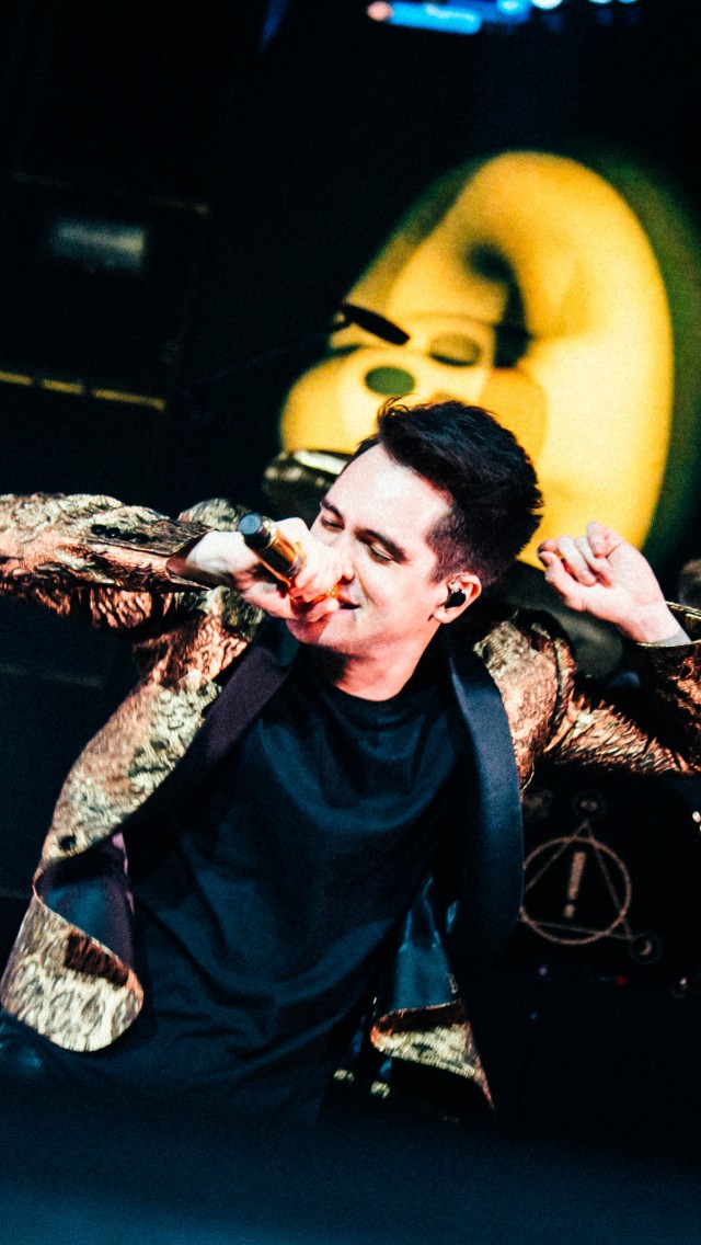 Download Artists Like Panic At The Disco, At The Disco - Rock Concert , HD Wallpaper & Backgrounds
