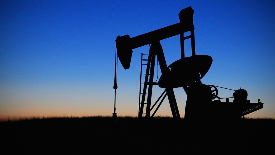 Pump Jack, Oilfield, Oil, Fuel, Industry, Petroleum - Wells Oil And Gas , HD Wallpaper & Backgrounds