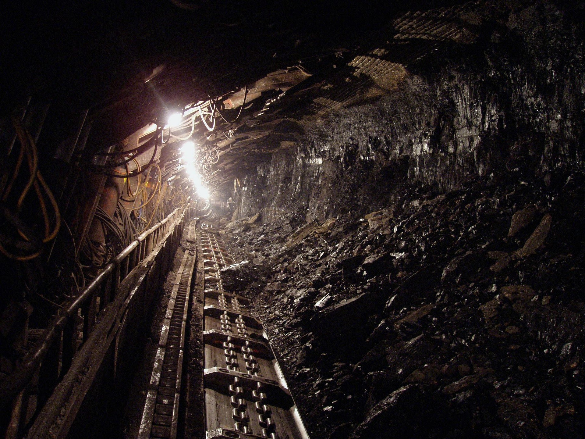 Mining - Coal Mining Jobs , HD Wallpaper & Backgrounds
