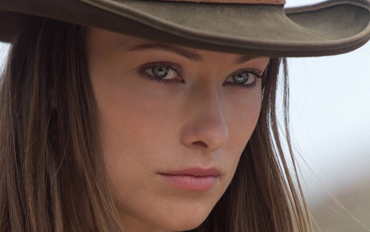 Wide Cowboys And Aliens - Olivia Wilde Cowboys , HD Wallpaper & Backgrounds