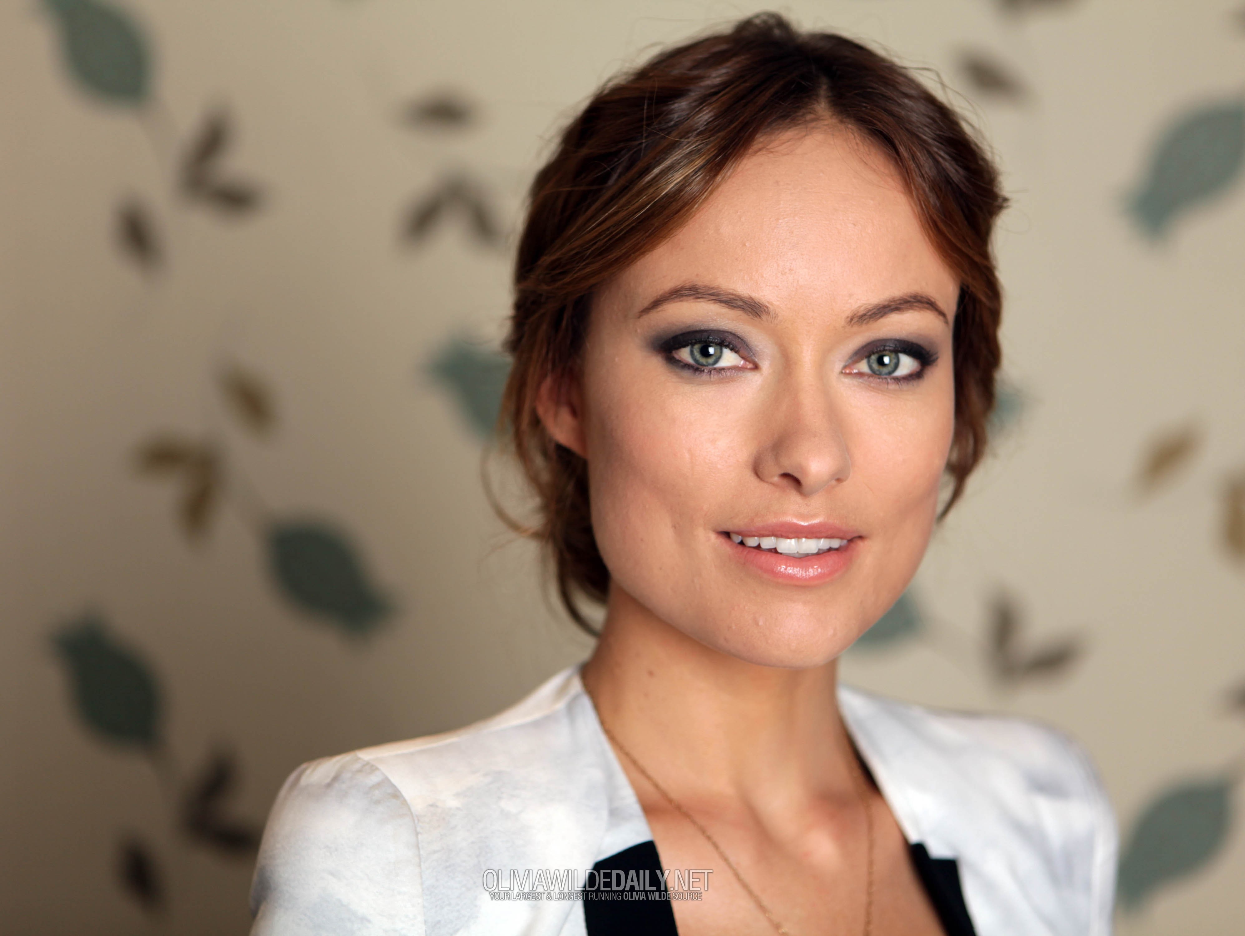 Olivia Wilde - Olivia Wilde Fake Cumshot , HD Wallpaper & Backgrounds