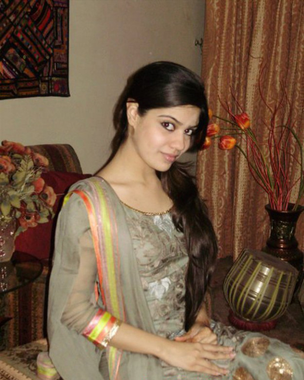 Desi Girl Full Hd Wallpaper - Pakistani Girl Lahore , HD Wallpaper & Backgrounds