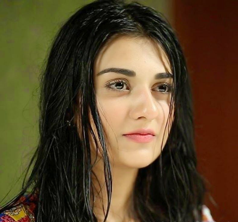 Sarah Khan Hd Wallpaper Pakistani Actress, Bollywood - Sarah Khan Pakistani Actresses , HD Wallpaper & Backgrounds