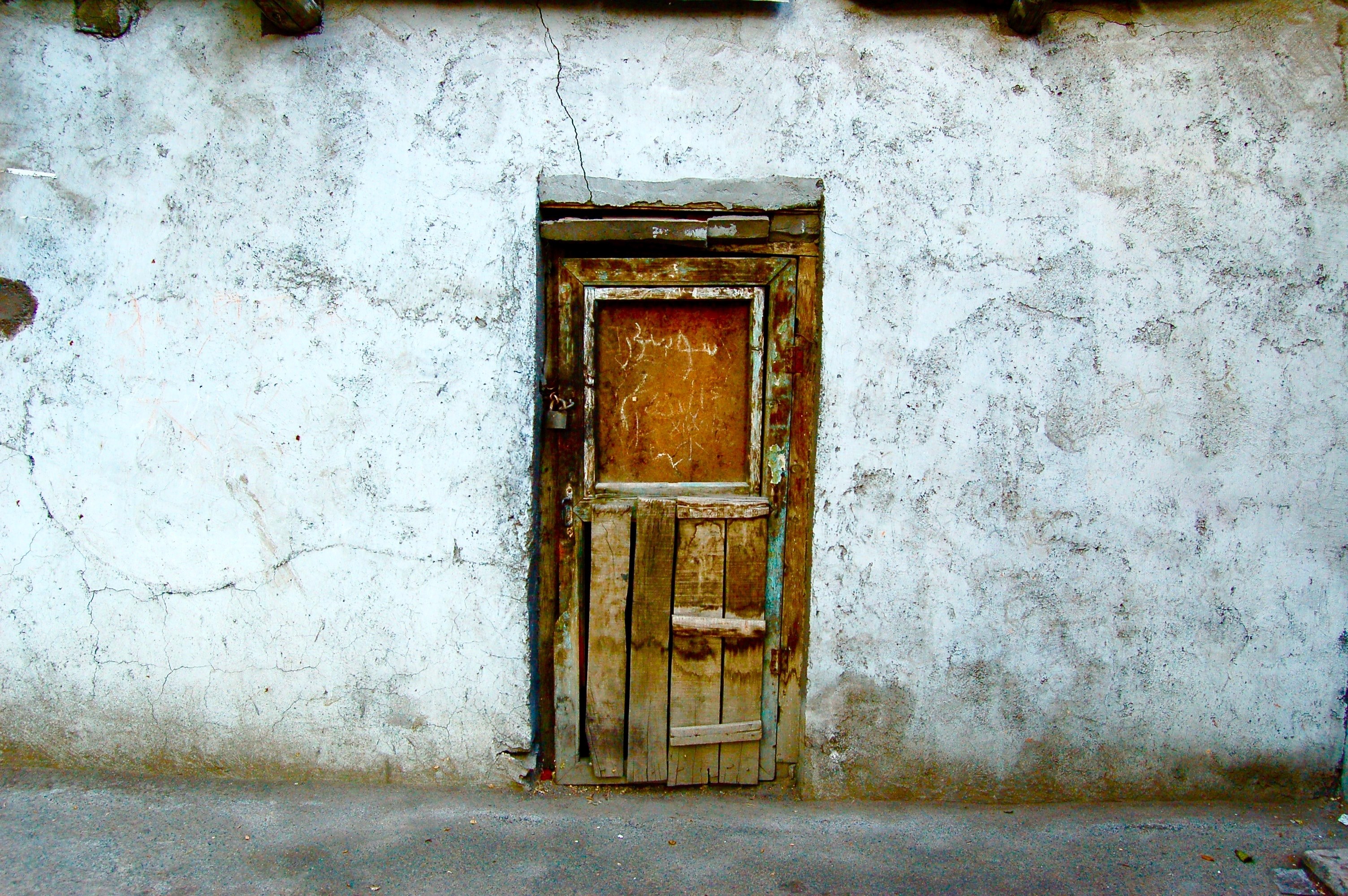 #3008x2000 Door Doorway Wall And Lock Hd Wallpaper - If It Doesn T Open It Wasn T Your Door , HD Wallpaper & Backgrounds