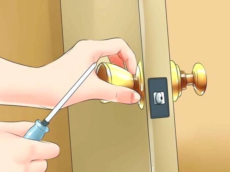 Change Locks Top Reasons To Or Replace The Of A Home - Door Lock Change , HD Wallpaper & Backgrounds