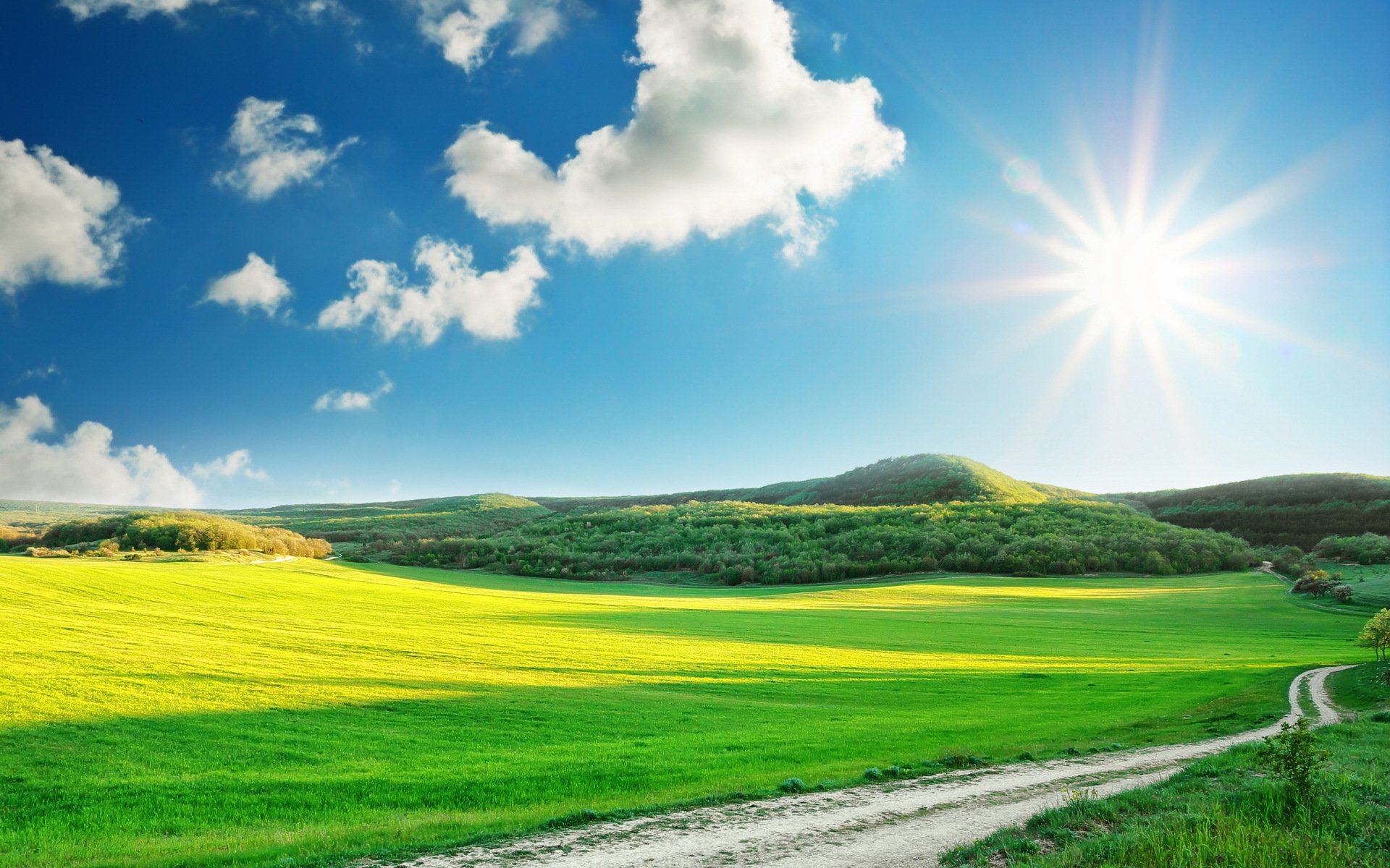 A Beautiful Sunny Day Wallpaper - Beautiful Sunny Day , HD Wallpaper & Backgrounds