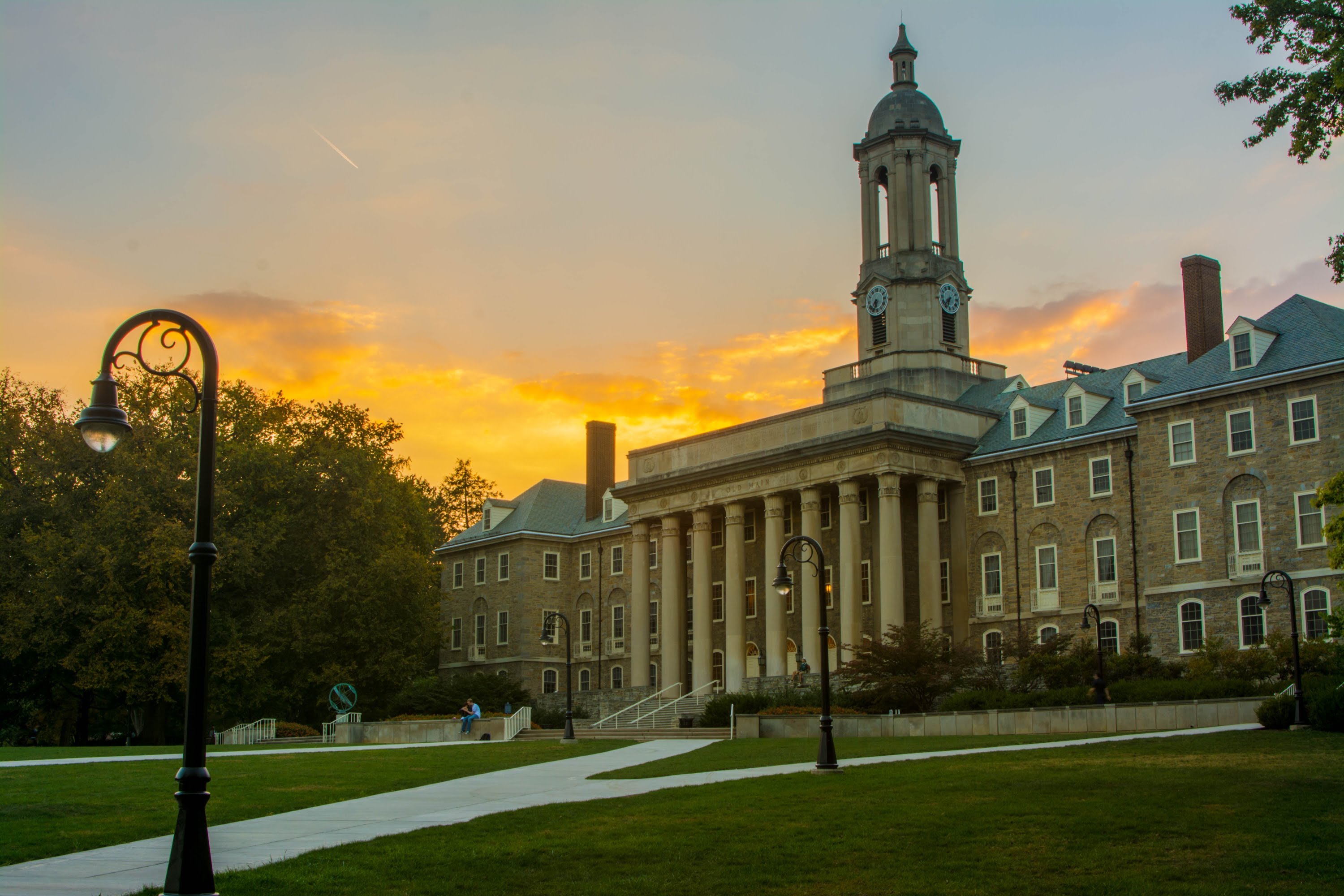 Penn State Campus Old Main (1186436) HD Wallpaper & Backgrounds Download