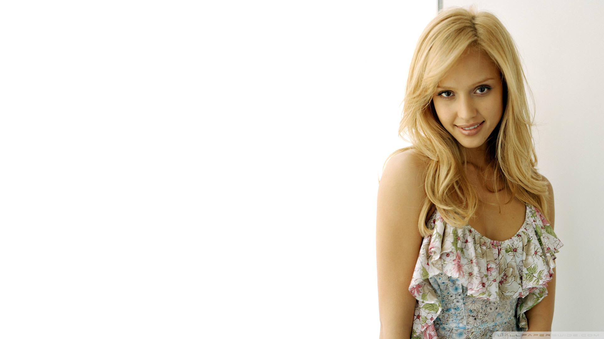 Standard - Jessica Alba En Blonde , HD Wallpaper & Backgrounds