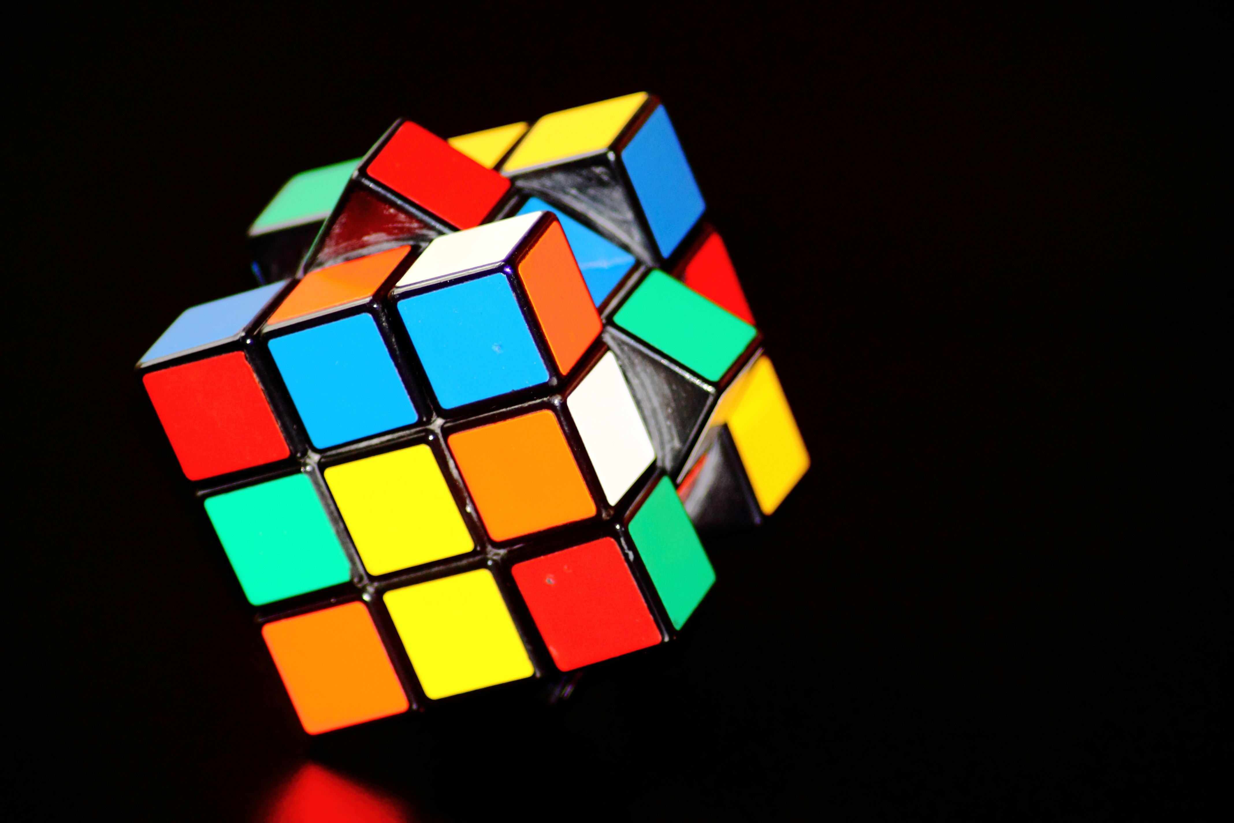 Colorful Squares On A Rubik's Cube - Rubik's Cube , HD Wallpaper & Backgrounds