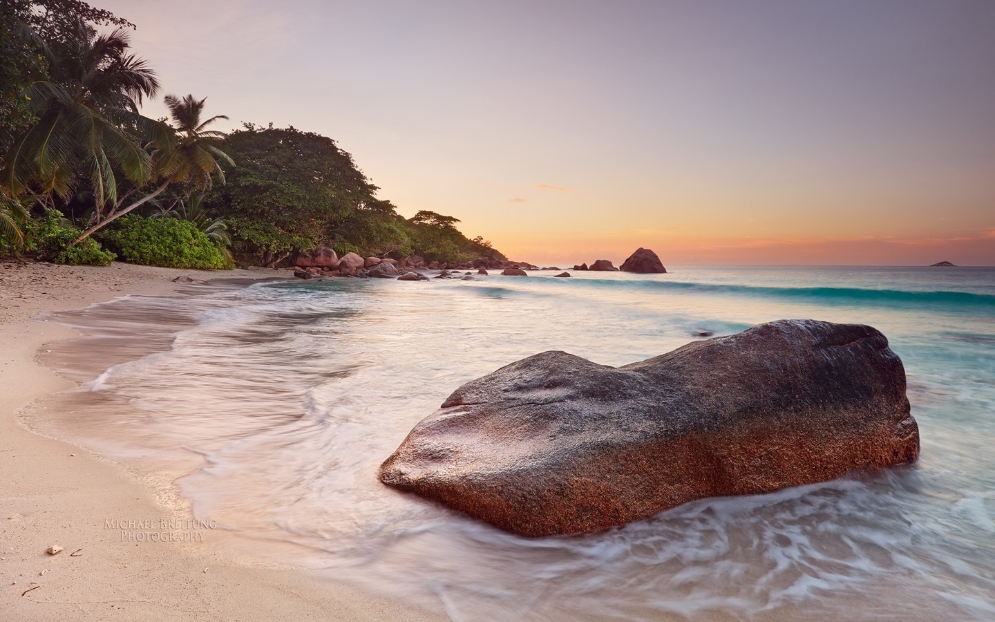 Magic Landscape - Seychelles Praslin Island , HD Wallpaper & Backgrounds