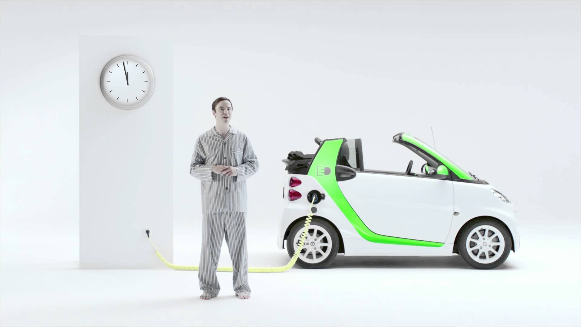 Charging Wallpaper - Electric Car Charging , HD Wallpaper & Backgrounds