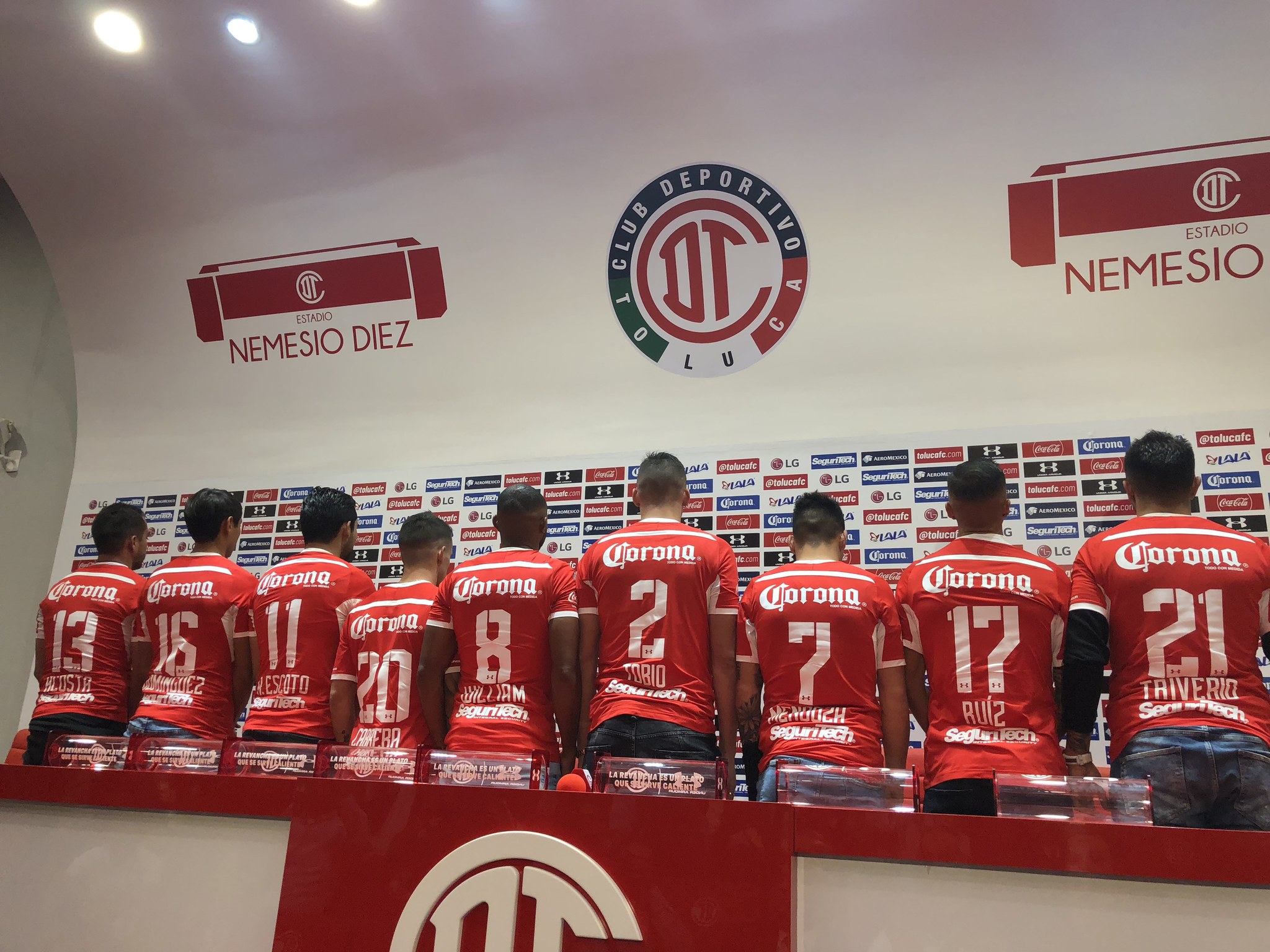Yo Vengo A Aportar Lo Mío, Vengo A Un Fútbol Diferente - Deportivo Toluca F.c. , HD Wallpaper & Backgrounds