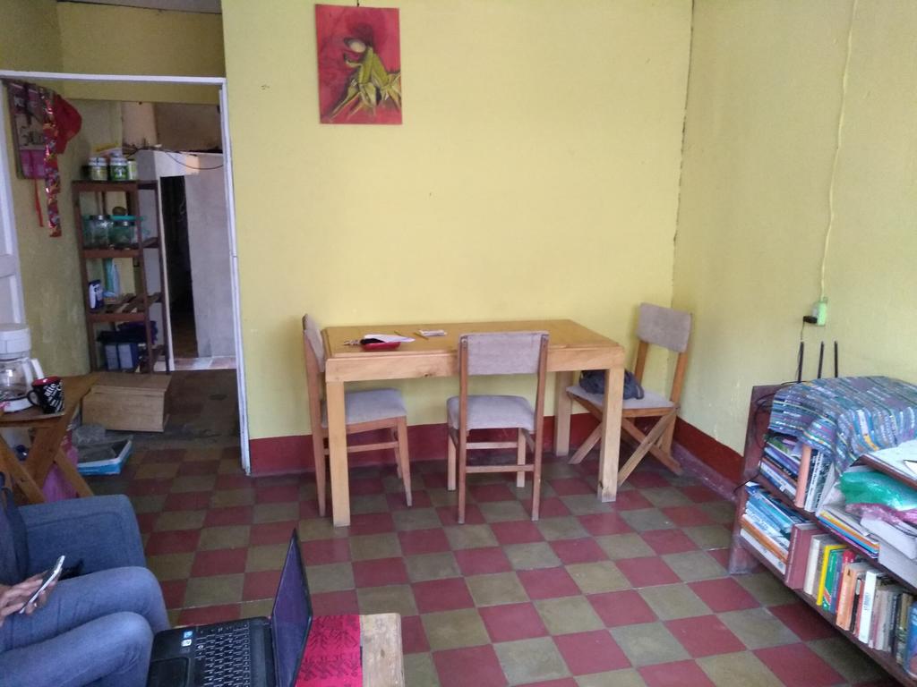 Biblioteca Cafe , Cobán (guatemala) Deals - Kitchen & Dining Room Table , HD Wallpaper & Backgrounds