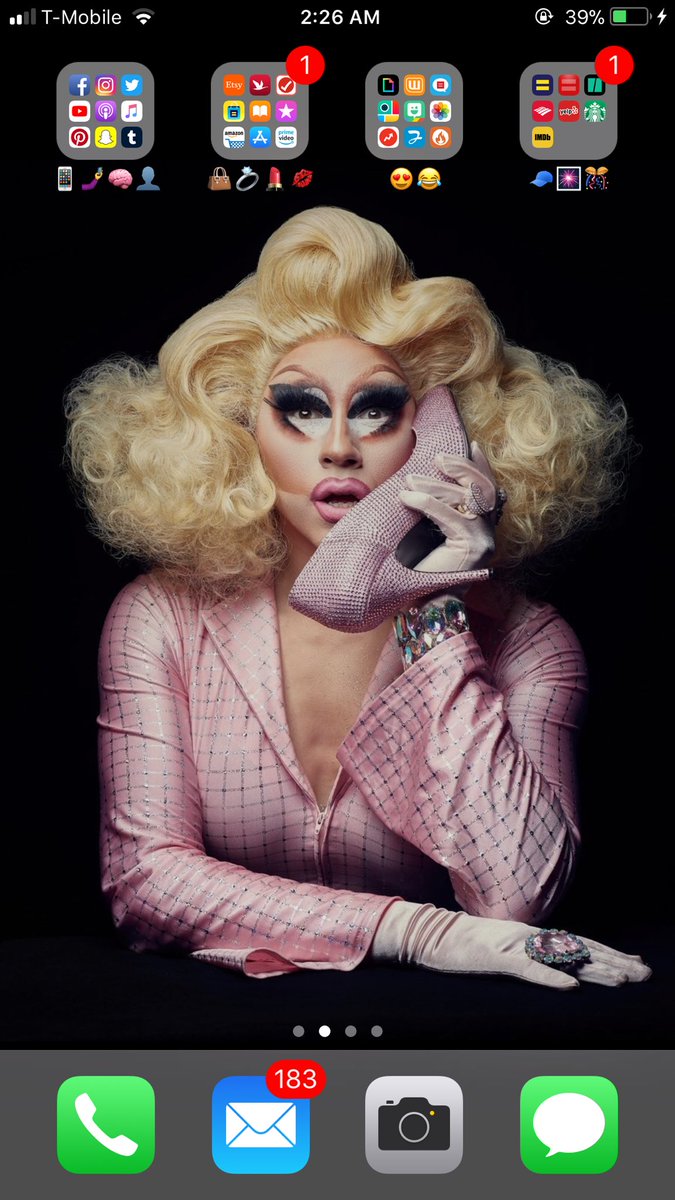 Iphone Wallpaper And Lock Screen On Point @trixiemattel - Trixie Mattel Iphone , HD Wallpaper & Backgrounds