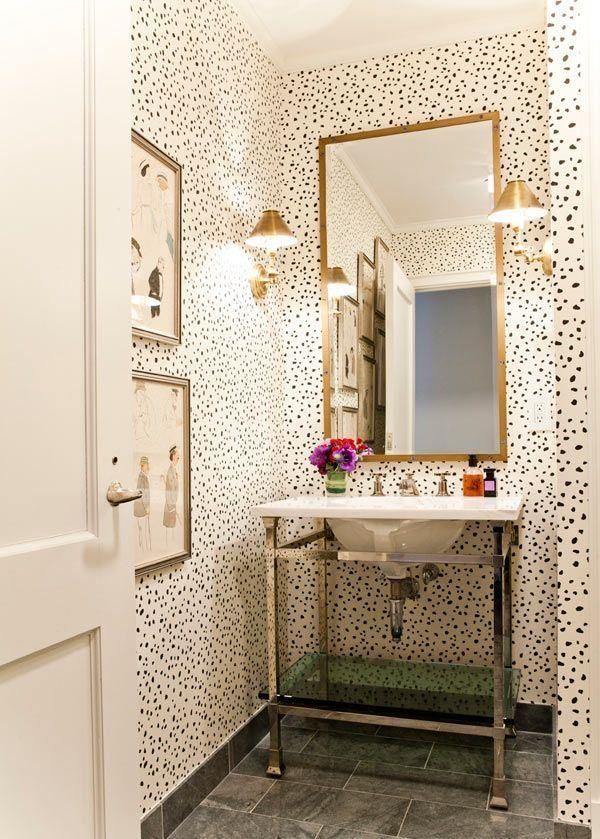 15 Incredible Small Bathroom Decorating Ideas - Small Bathroom Wallpaper Ideas , HD Wallpaper & Backgrounds