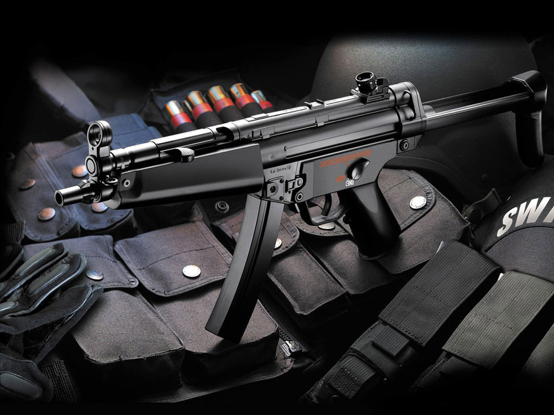 Machine Gun Wallpapers Beautiful - Submachine Gun , HD Wallpaper & Backgrounds