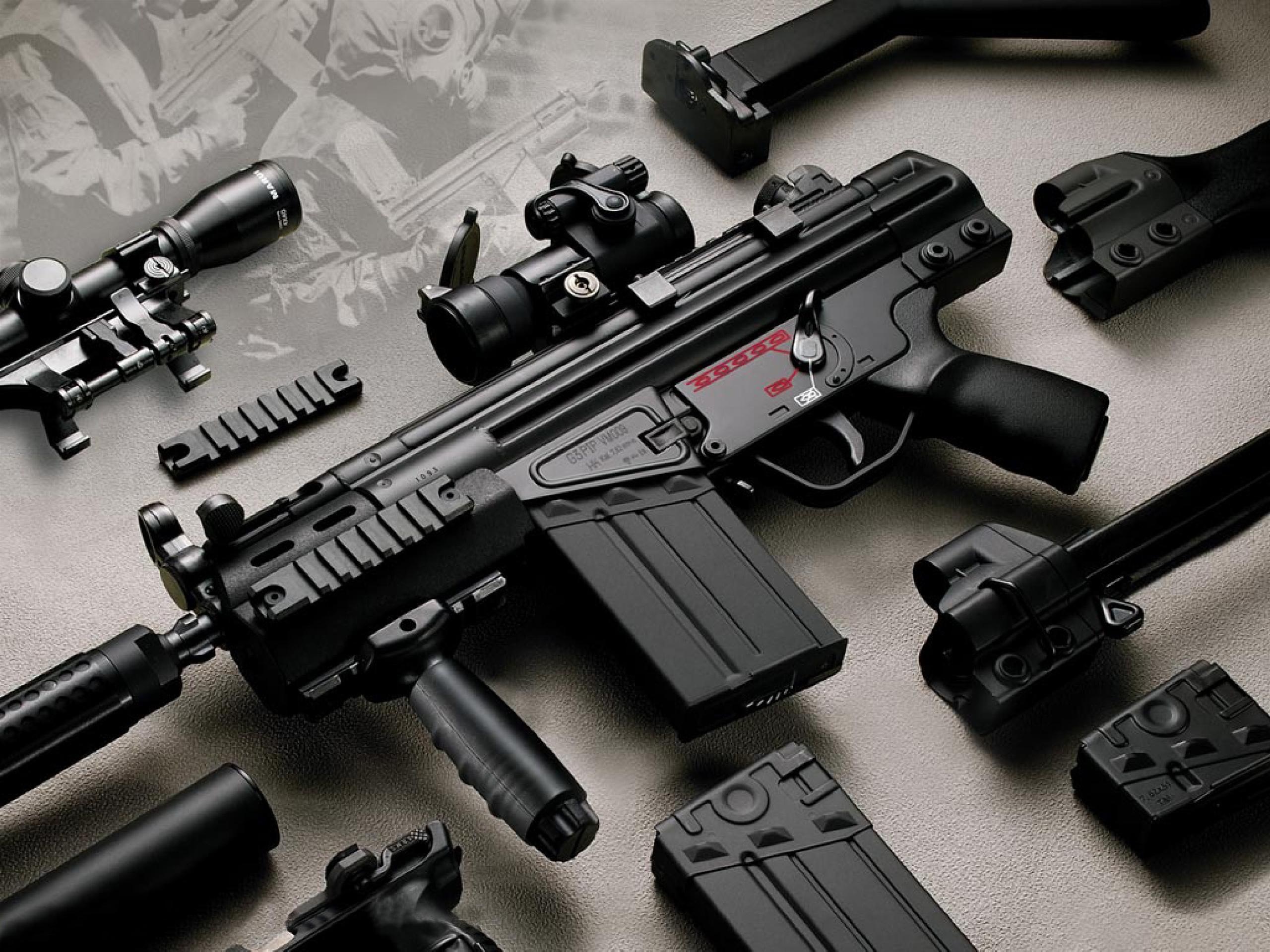 Machine Gun Wallpaper - Full Of Weapons , HD Wallpaper & Backgrounds