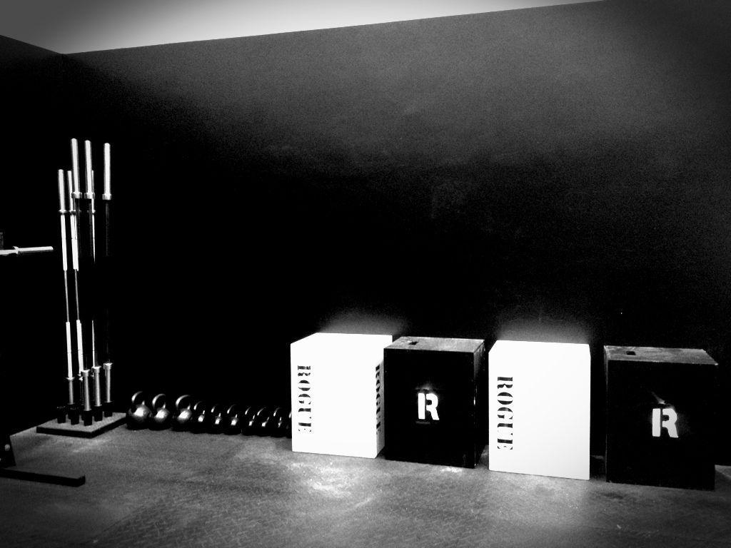 Crossfit Wallpapers Page 1 Source - Crossfit Wall Black , HD Wallpaper & Backgrounds