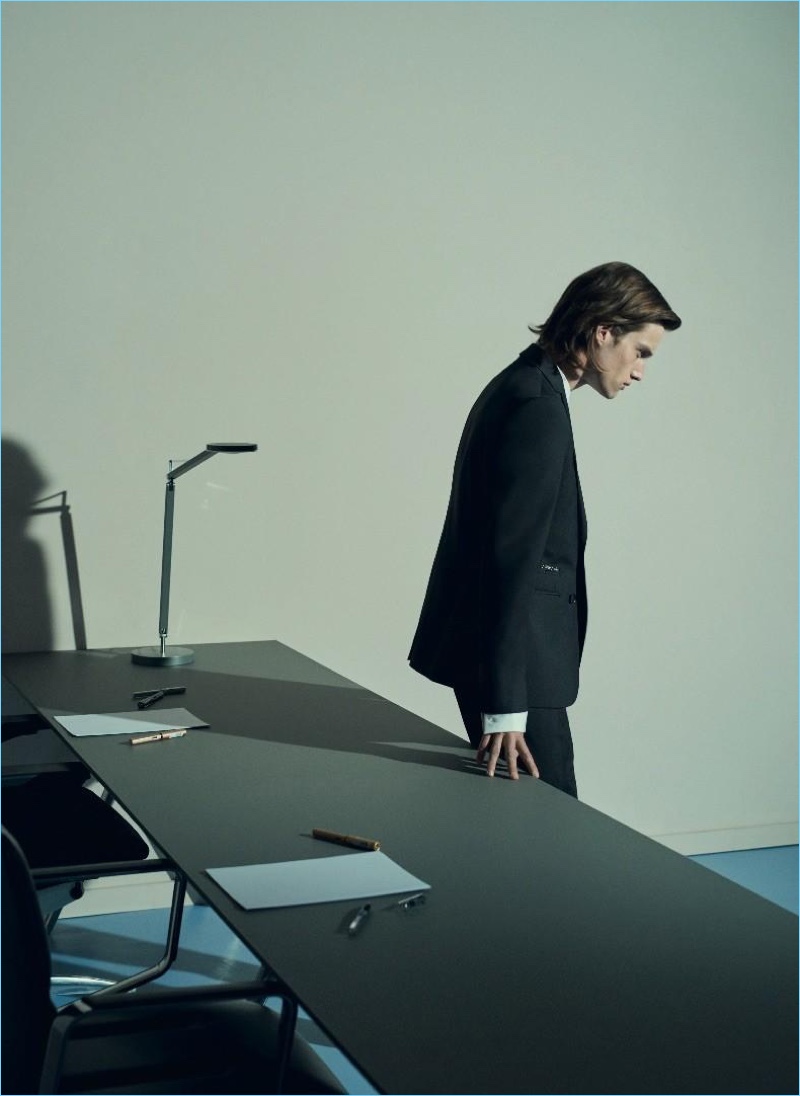 Starring In A Wallpaper Editorial, Sylvester Ulv Wears - Table , HD Wallpaper & Backgrounds