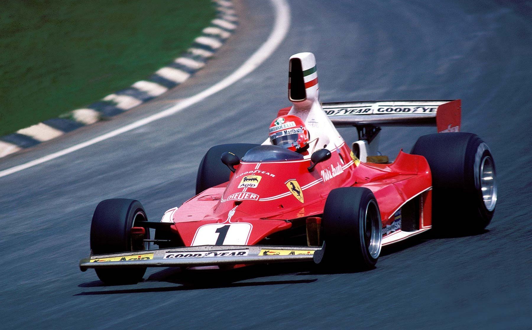 Arrivée - Niki Lauda Ferrari , HD Wallpaper & Backgrounds