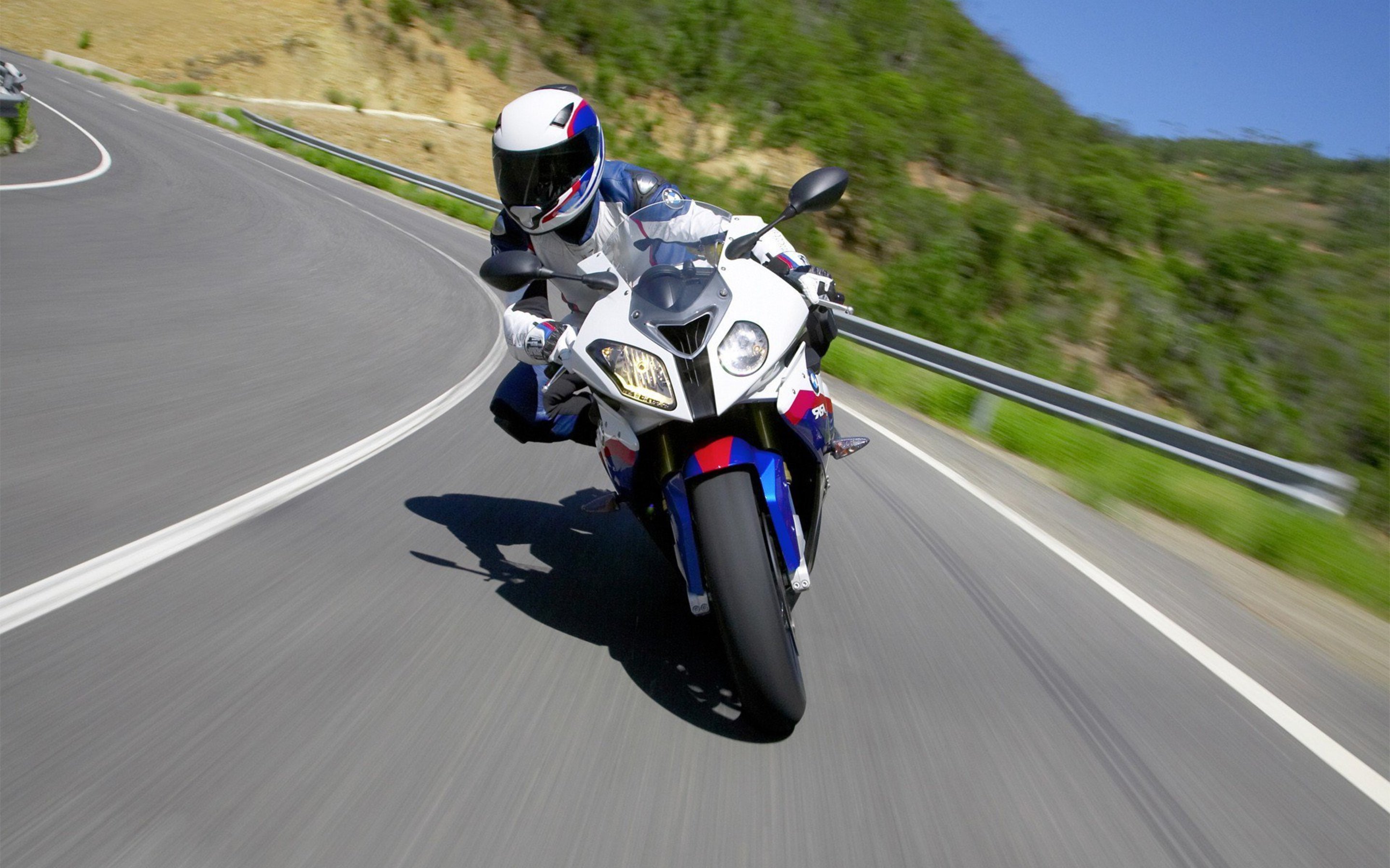Bmw S1000rr Pic - Bmw S1000rr Wallpaper 4k , HD Wallpaper & Backgrounds