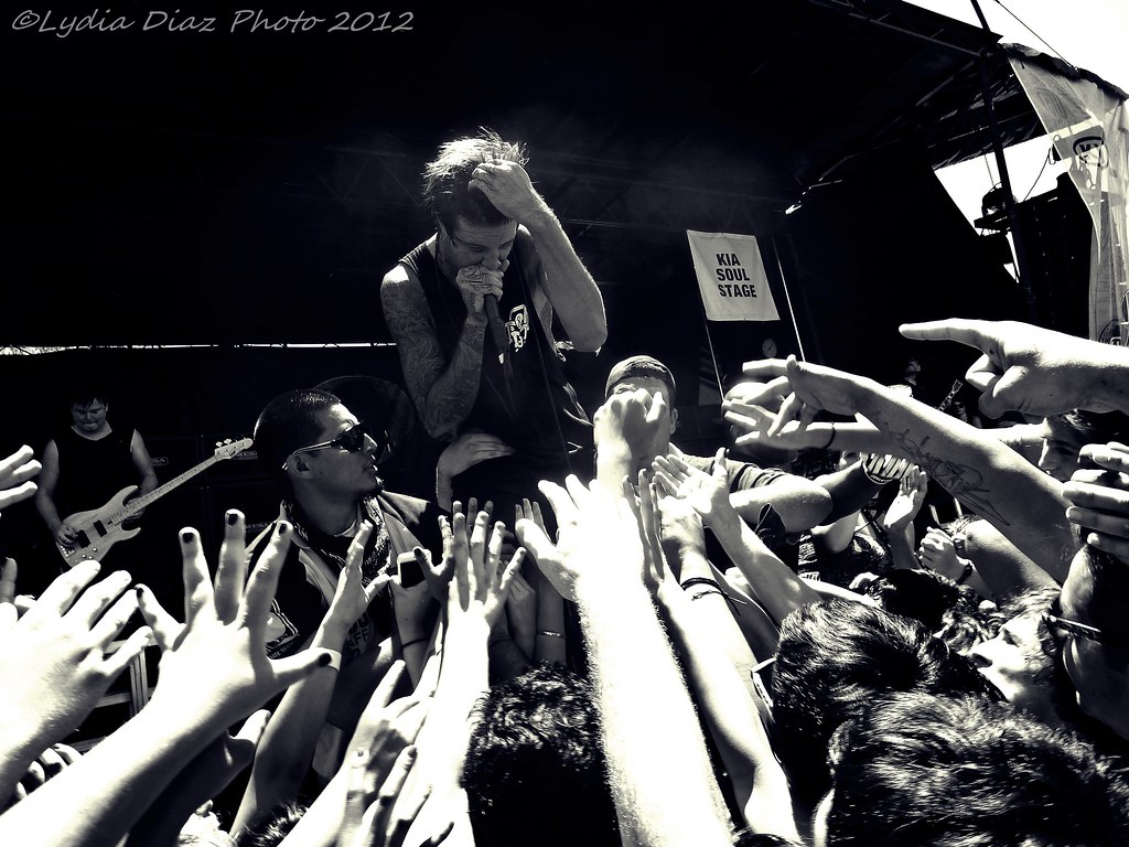 Of Mice & Men @ Vans Warped Tour '12 - Rock Concert , HD Wallpaper & Backgrounds