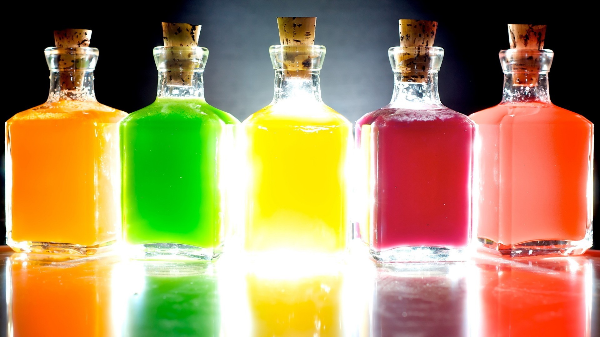 Glass Bottle (#1217907) - HD Wallpaper & Backgrounds Download