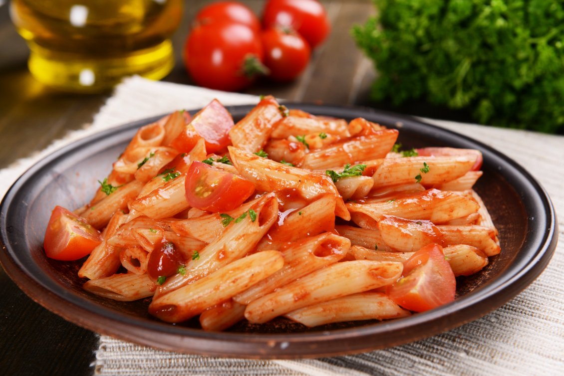 Download Wallpaper Pasta With Tomato Sauce - High Resolution Pasta Hd , HD Wallpaper & Backgrounds