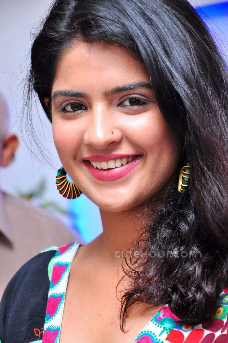 Malayalam Actress With Nose Pin , HD Wallpaper & Backgrounds